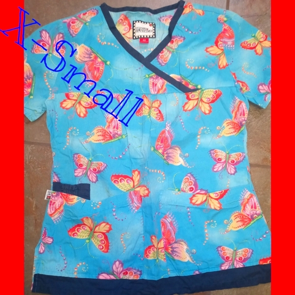 Mary Engelbreit Scrub Top - Picture 1 of 4
